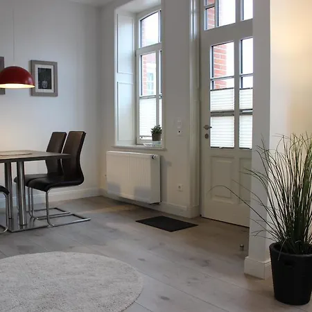 Апартаменты Altstadt 1 
